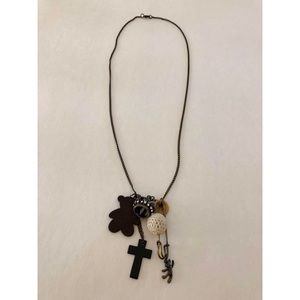 NWOT Teddy Bear Necklace